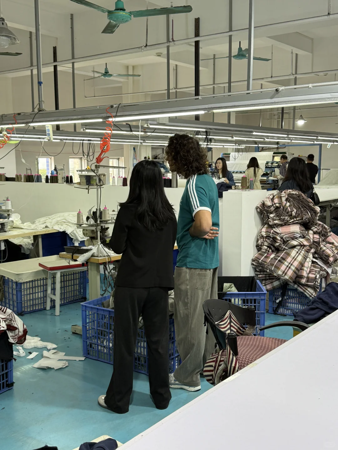 外国友人来我们工厂考察