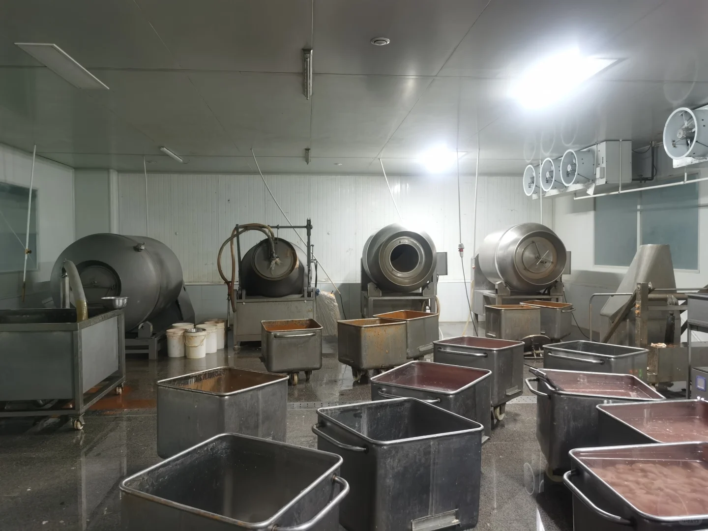 餐饮连锁店专业供应链，肉制品定制服务商