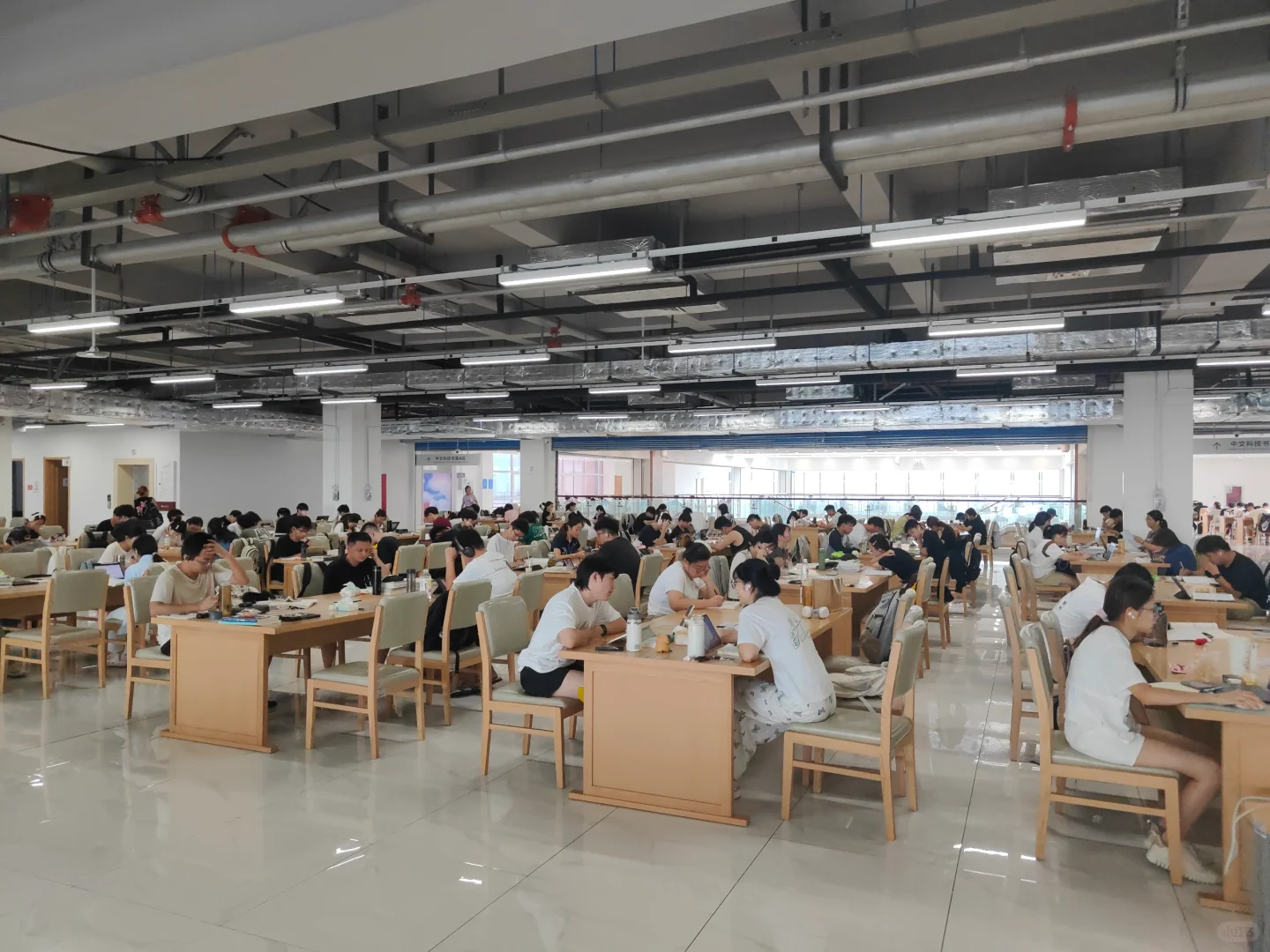 感觉今年的考研党比之前嘎嘎能学啊！