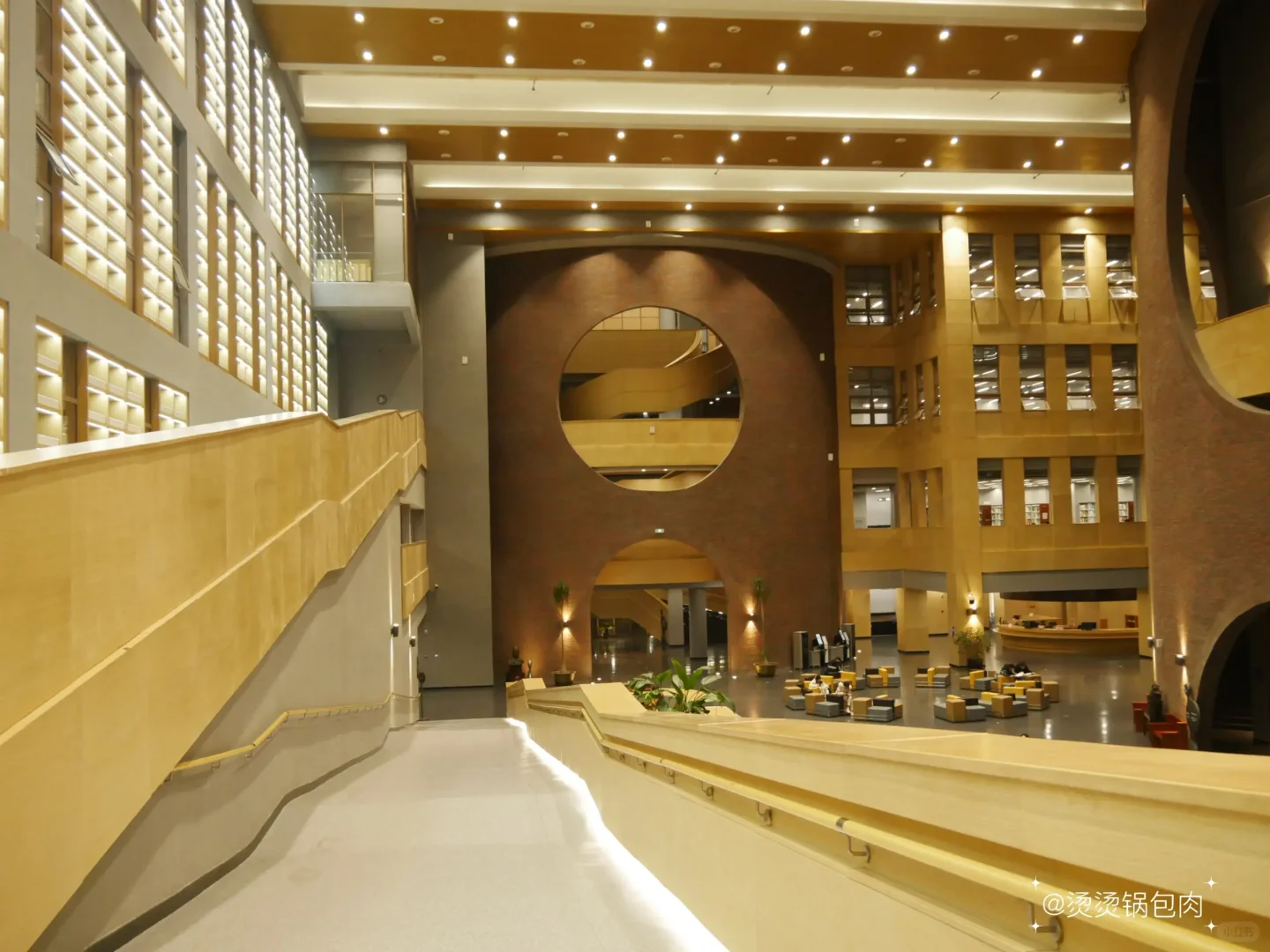 校园Plog‖海大图书馆图集来啦！！！