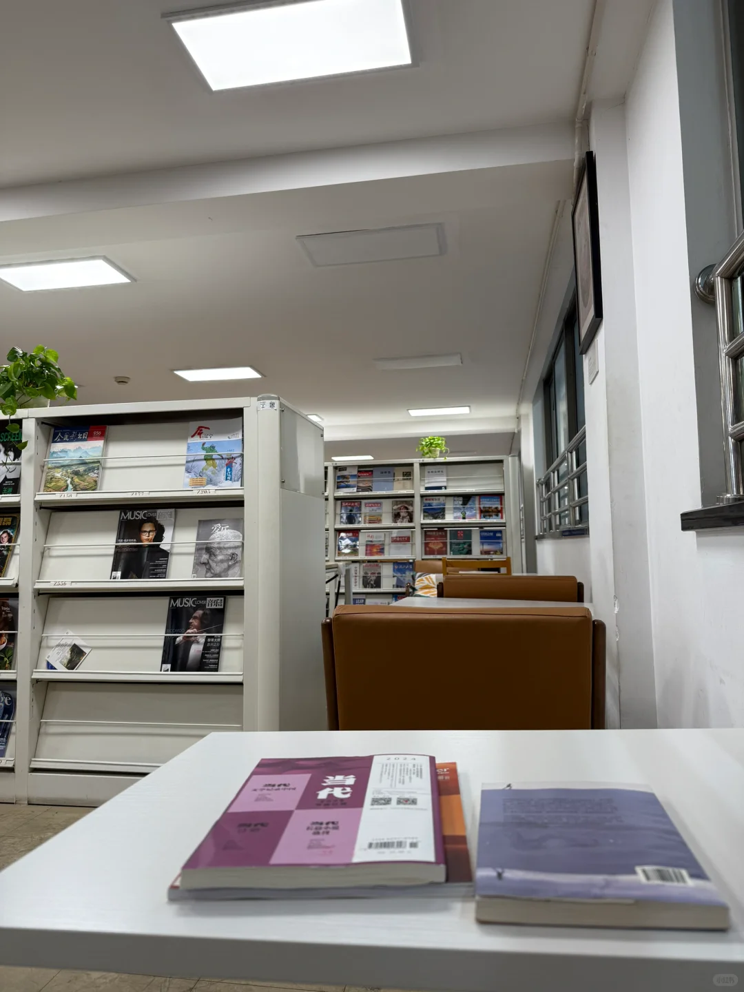 临近暑假的复旦大学文科图书馆