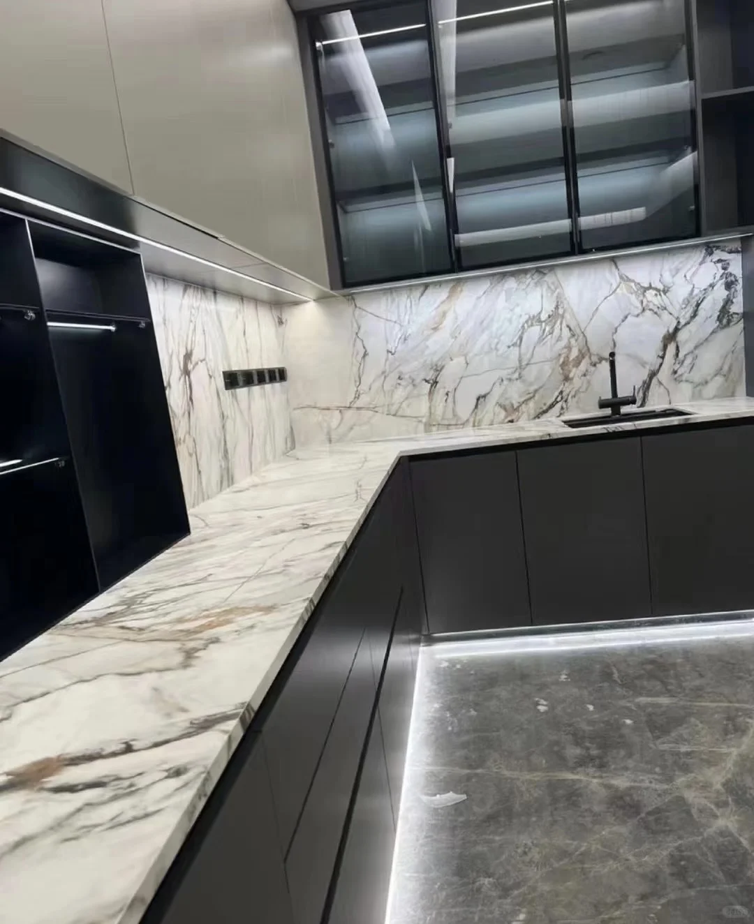 装修直接找加工厂不香吗？