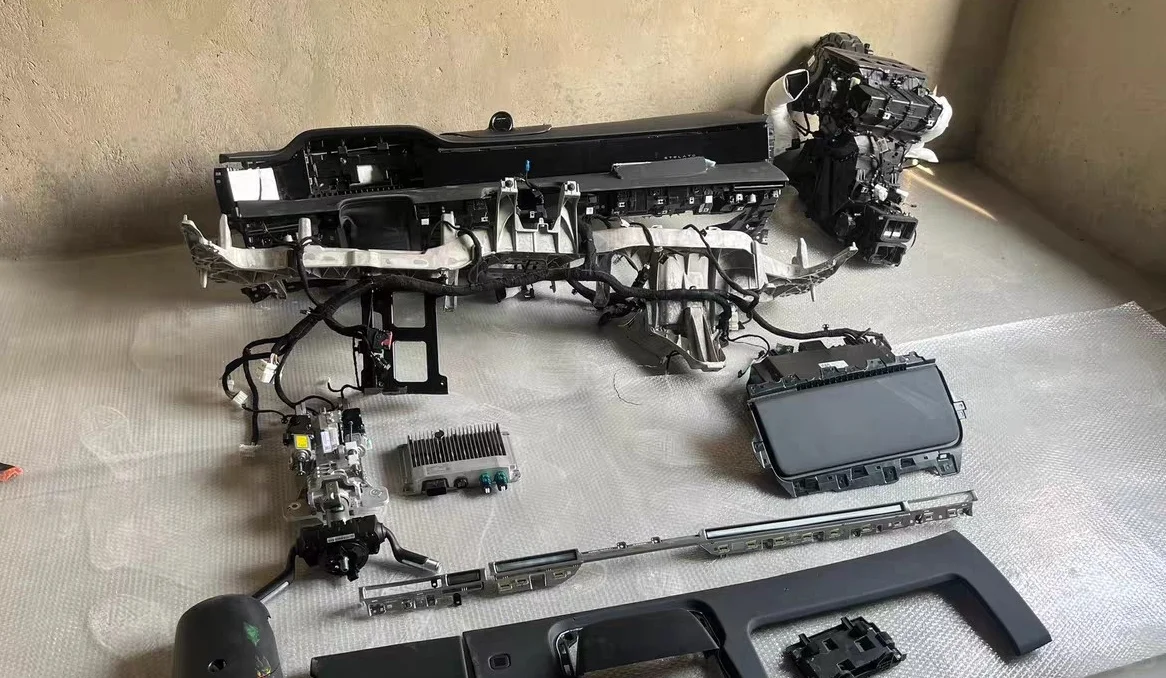 适用于享界S9 仪表台总成 组合开关 电动管