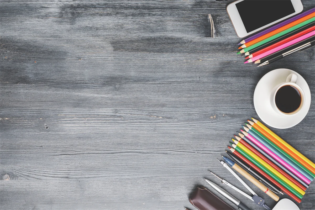 光伏工程：争议中的清洁能源未来