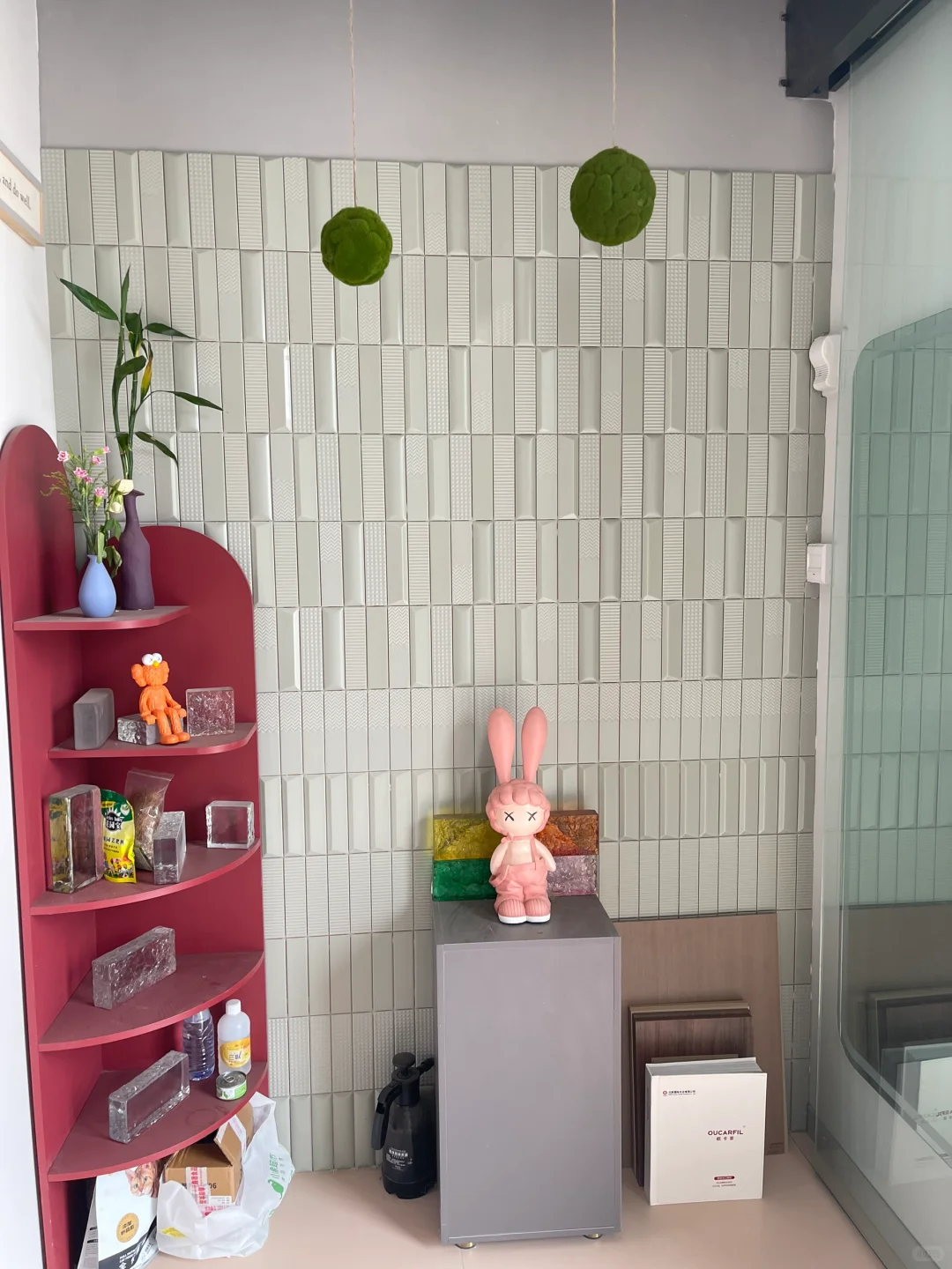 瓷砖展厅 库房批发 全屋定制