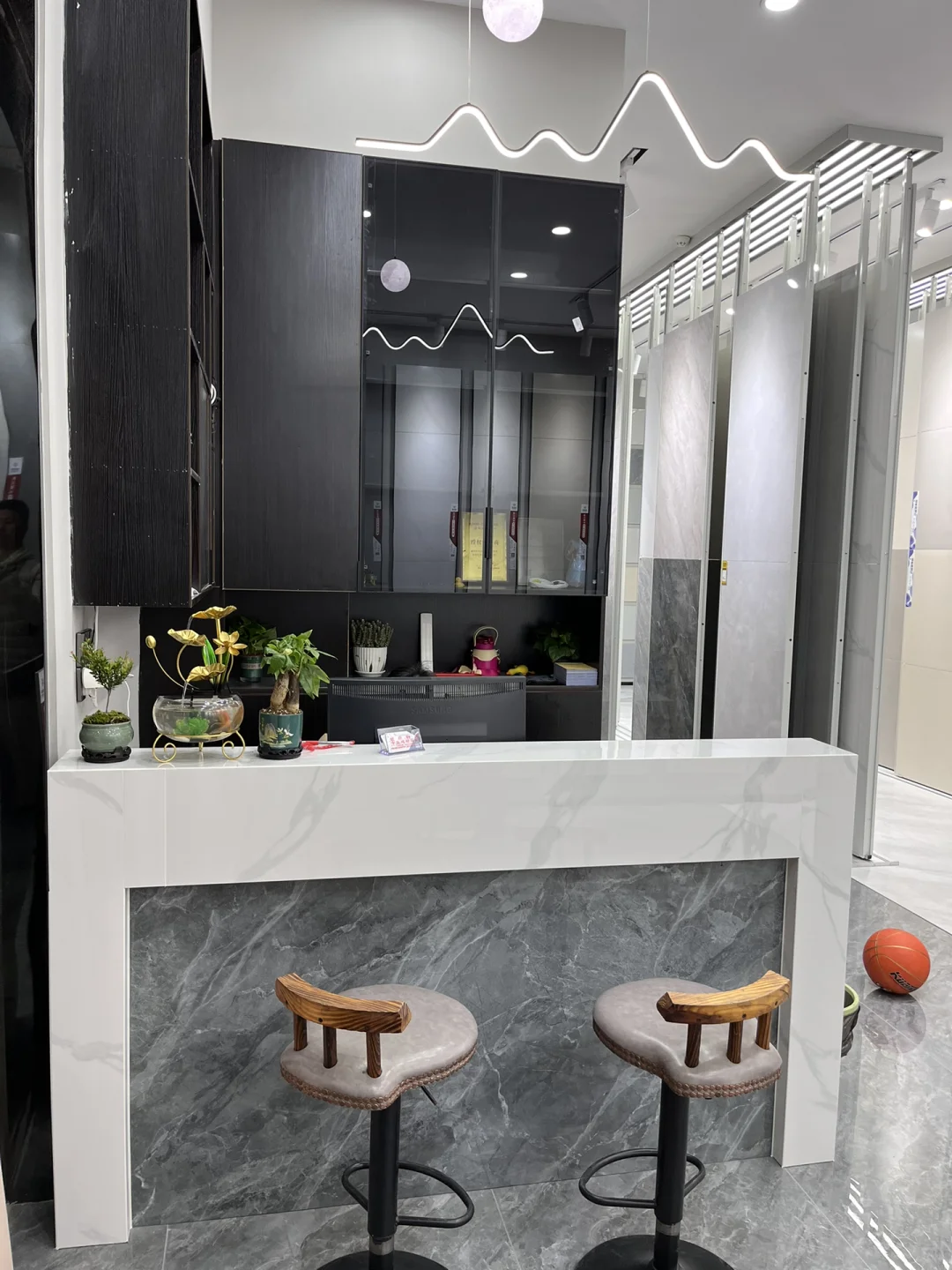 瓷砖批发宝藏店铺