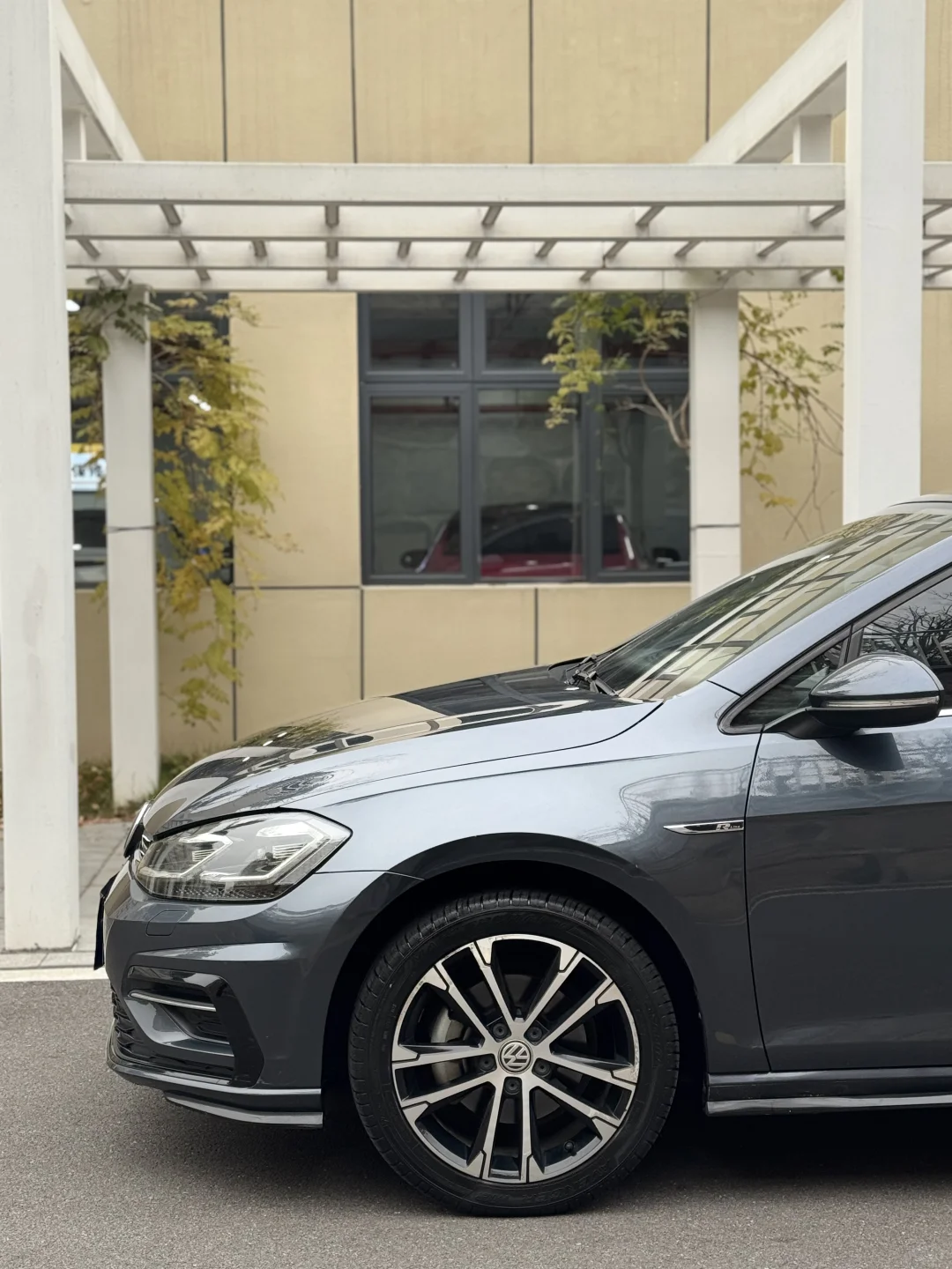 出一台19年带液晶仪表7.5rline，达喀尔蓝