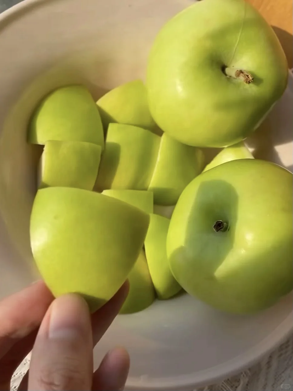 收到了emoji苹果又大又绿