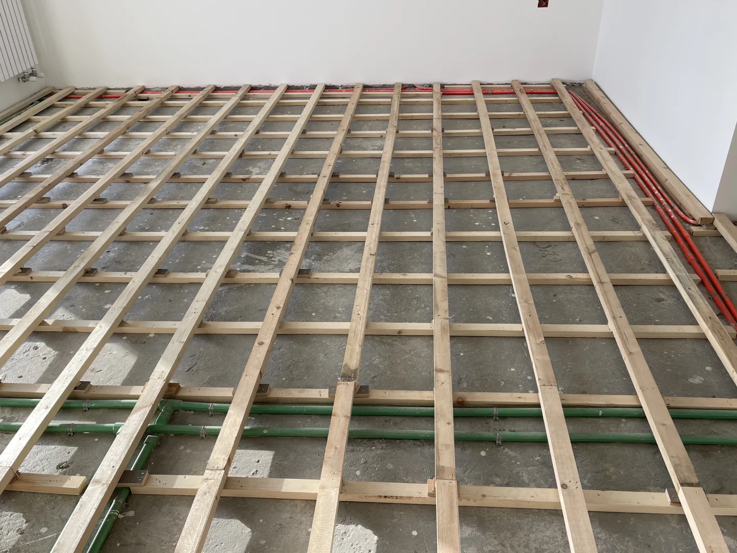 木地板装完了，来交换一张你家的地板吧