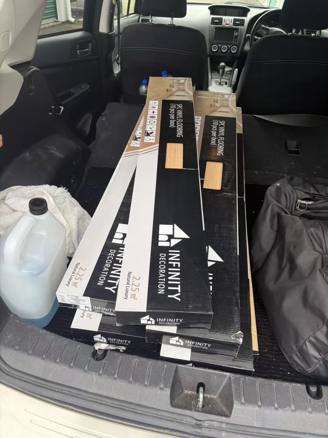 惠灵顿地板供货 同行来搬货ING 批发