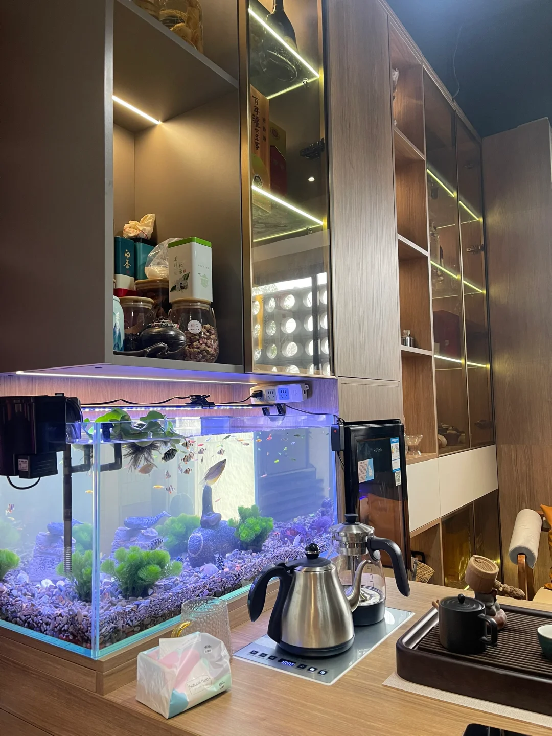 瓷砖展厅 库房批发 全屋定制