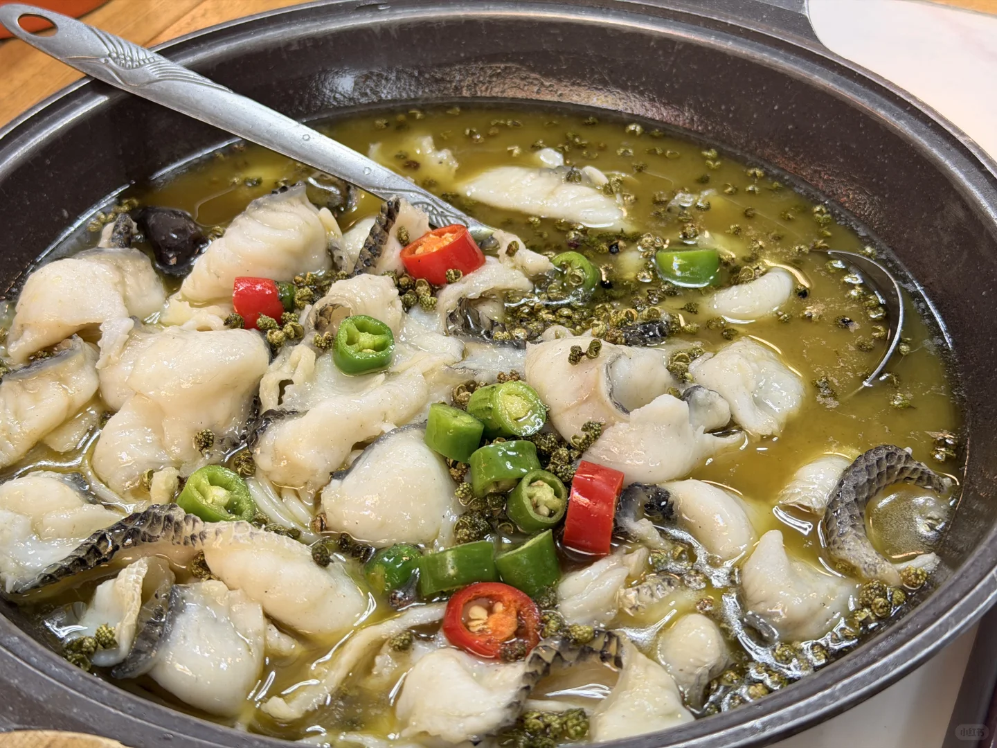 二娃小馆酸菜鱼