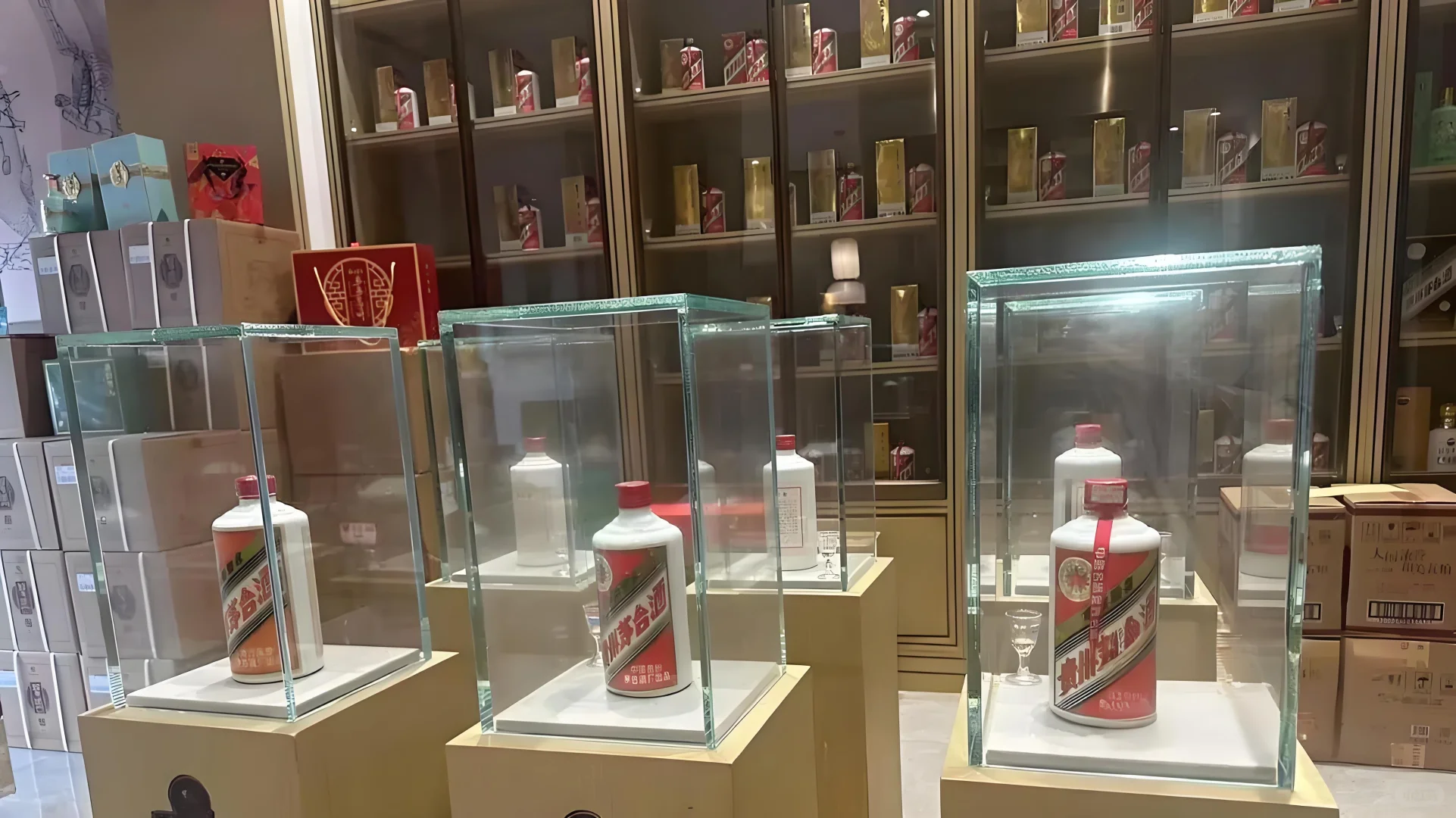 茅台酒跌下神坛，经销商含泪清仓