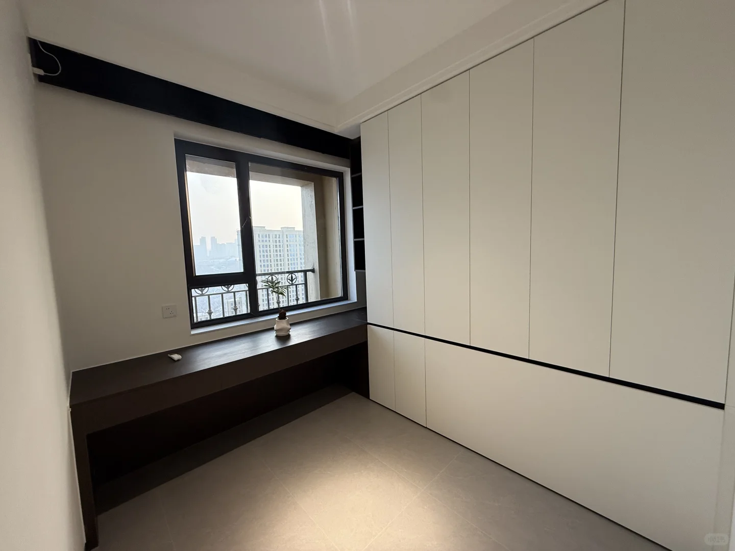 会展红光山湖景房133平米三室双卫 带车位