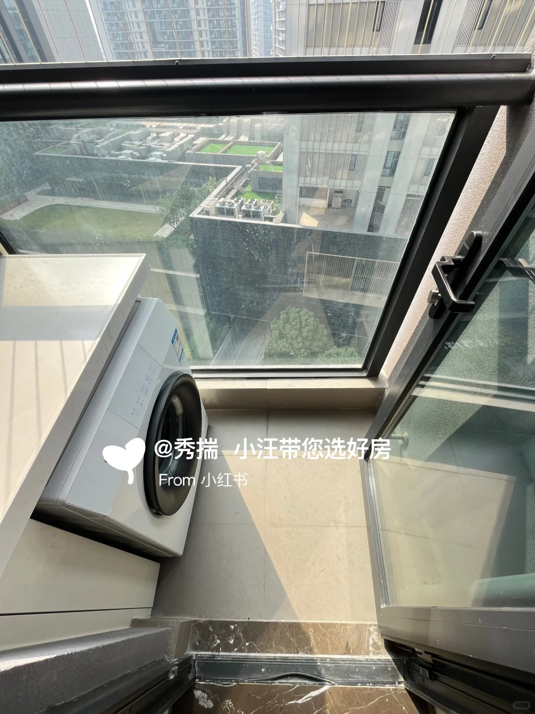 福永会展湾东城精装单间、民水民电、押一付一