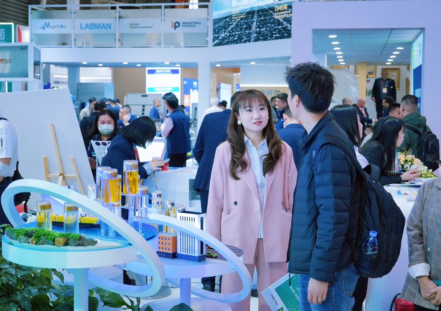 ✨ CHINACOAT Day 1｜利安隆当了一天“显眼包”