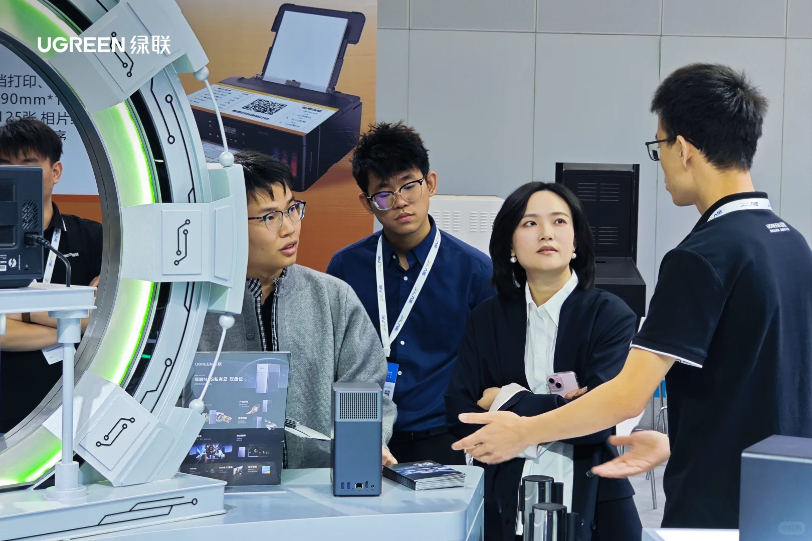 绿联亮相2025AIE博览会