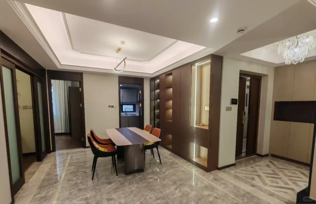 水区会展核芯 138㎡精装四室 78万急售！捡漏