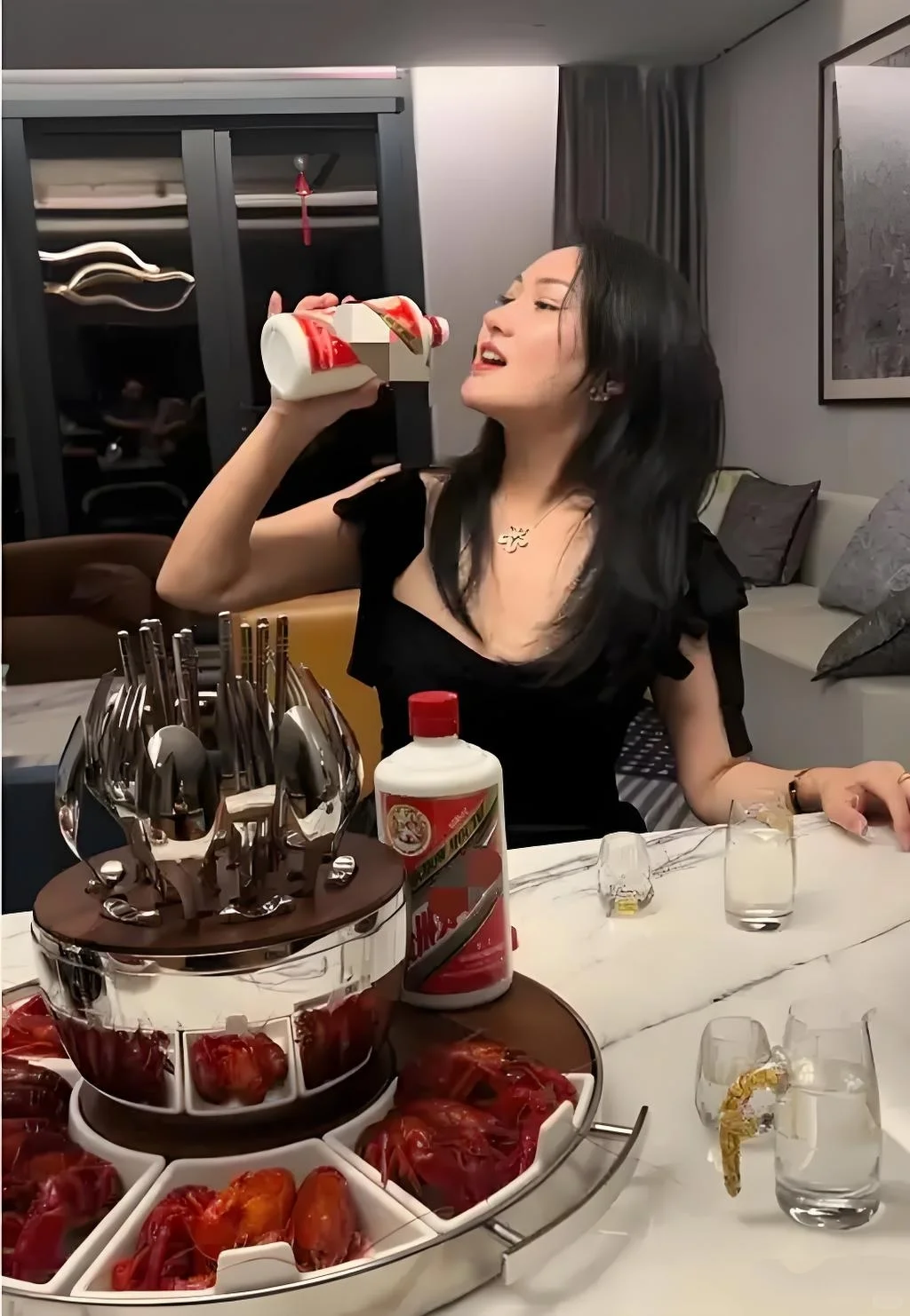 茅台酒跌下神坛，经销商含泪清仓