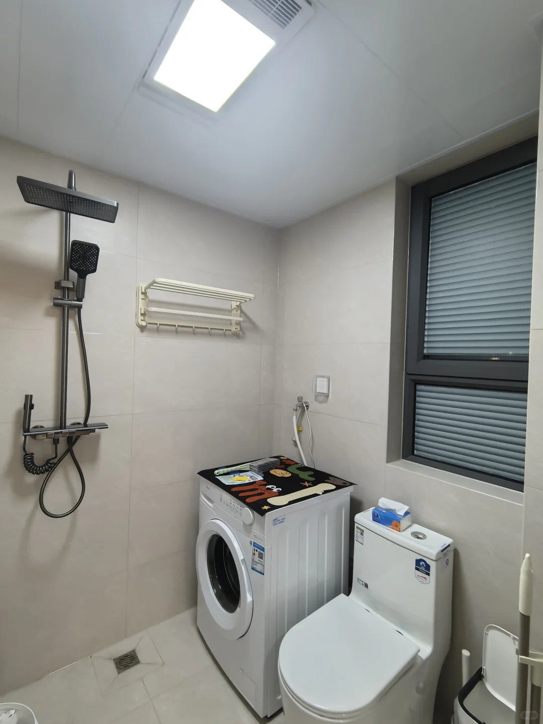 房屋出租 | 乌市会展中心附近 · 2室2厅1卫