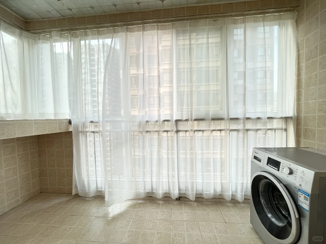 电视塔 会展中心 紫郡长安 一室 长短租均可