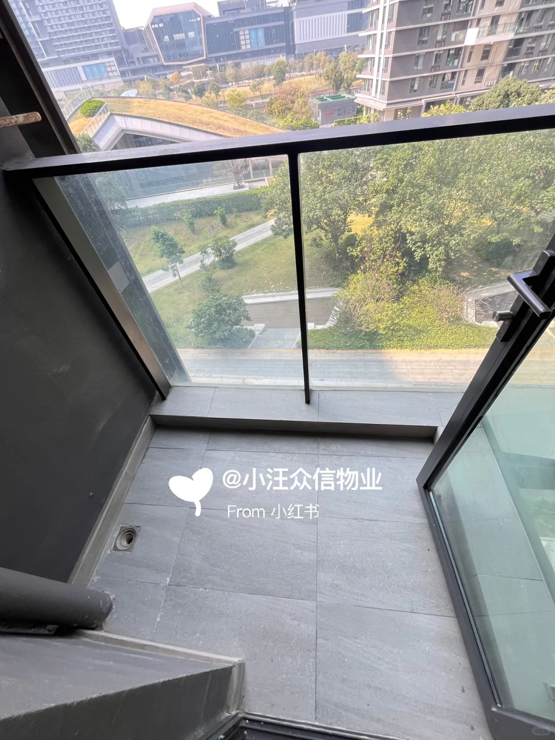 福永会展湾水岸精装空单间 可空房?️配齐