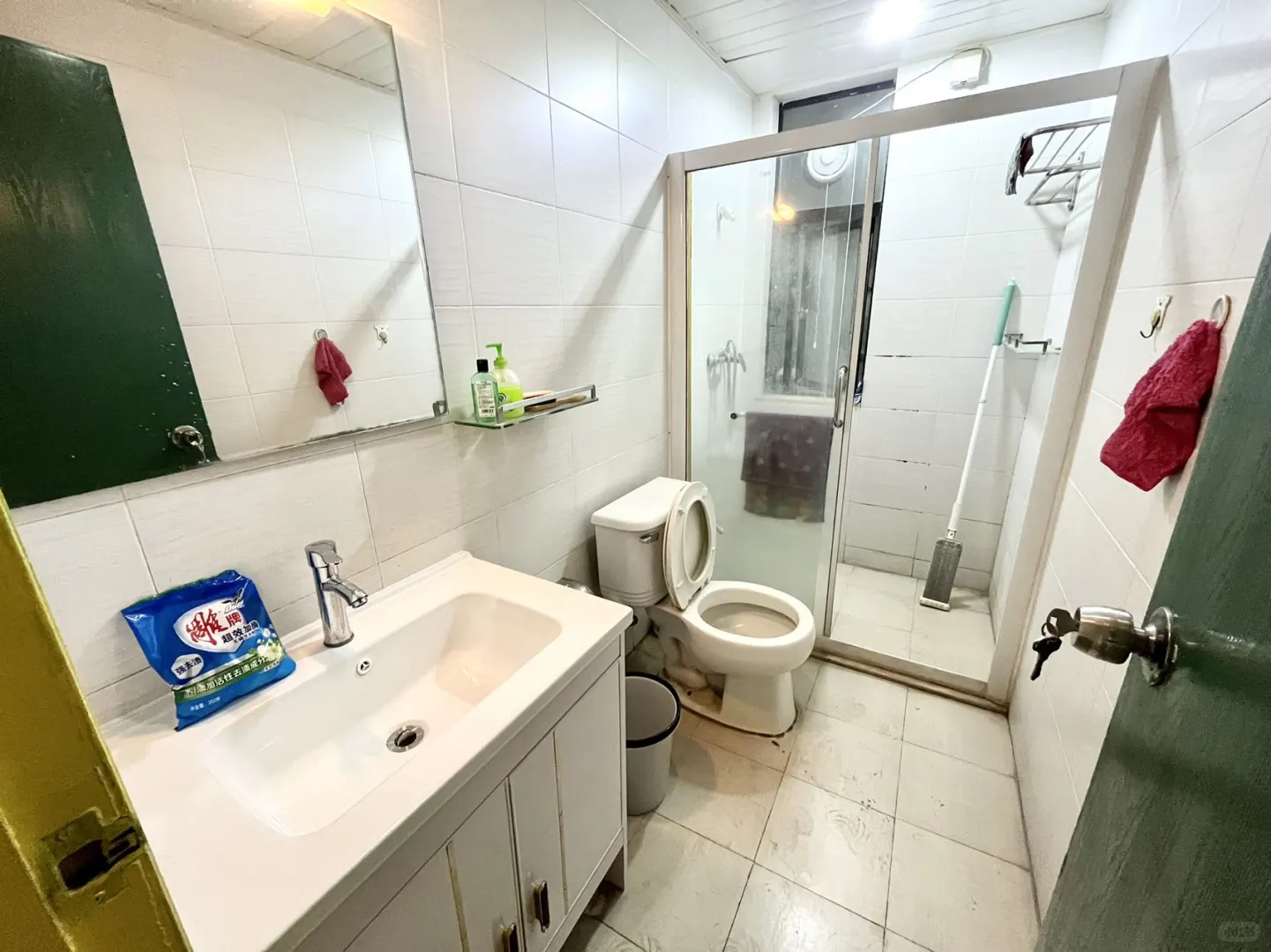 8号线磨碟沙电商中心会展西岸阳台卧