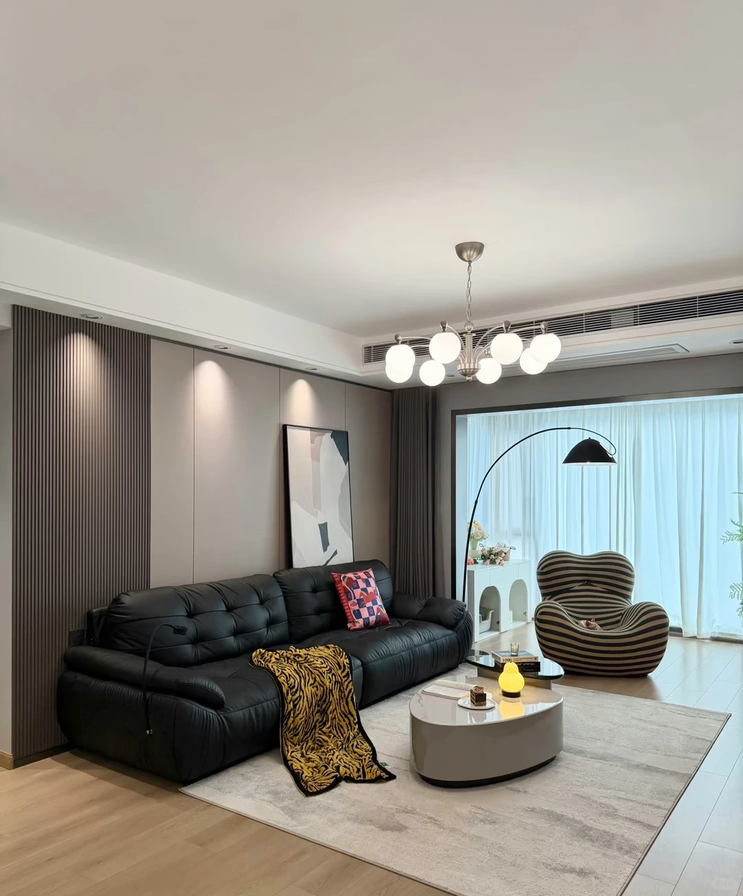 ?个人急售水区会展附近捡漏精装房77万