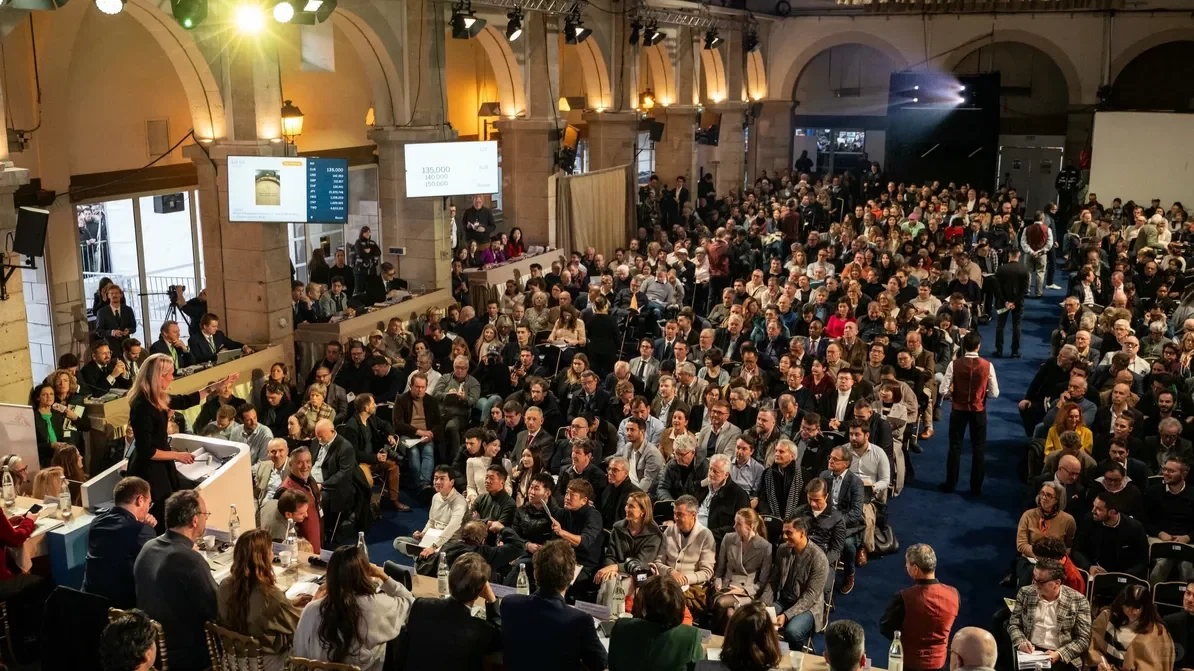 勃艮第的葡萄酒拍卖，最贵桶被中国人买入