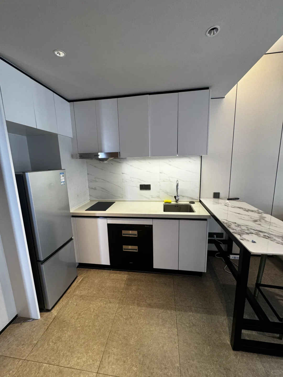 水岸48平一房一厅、会展湾一线河景