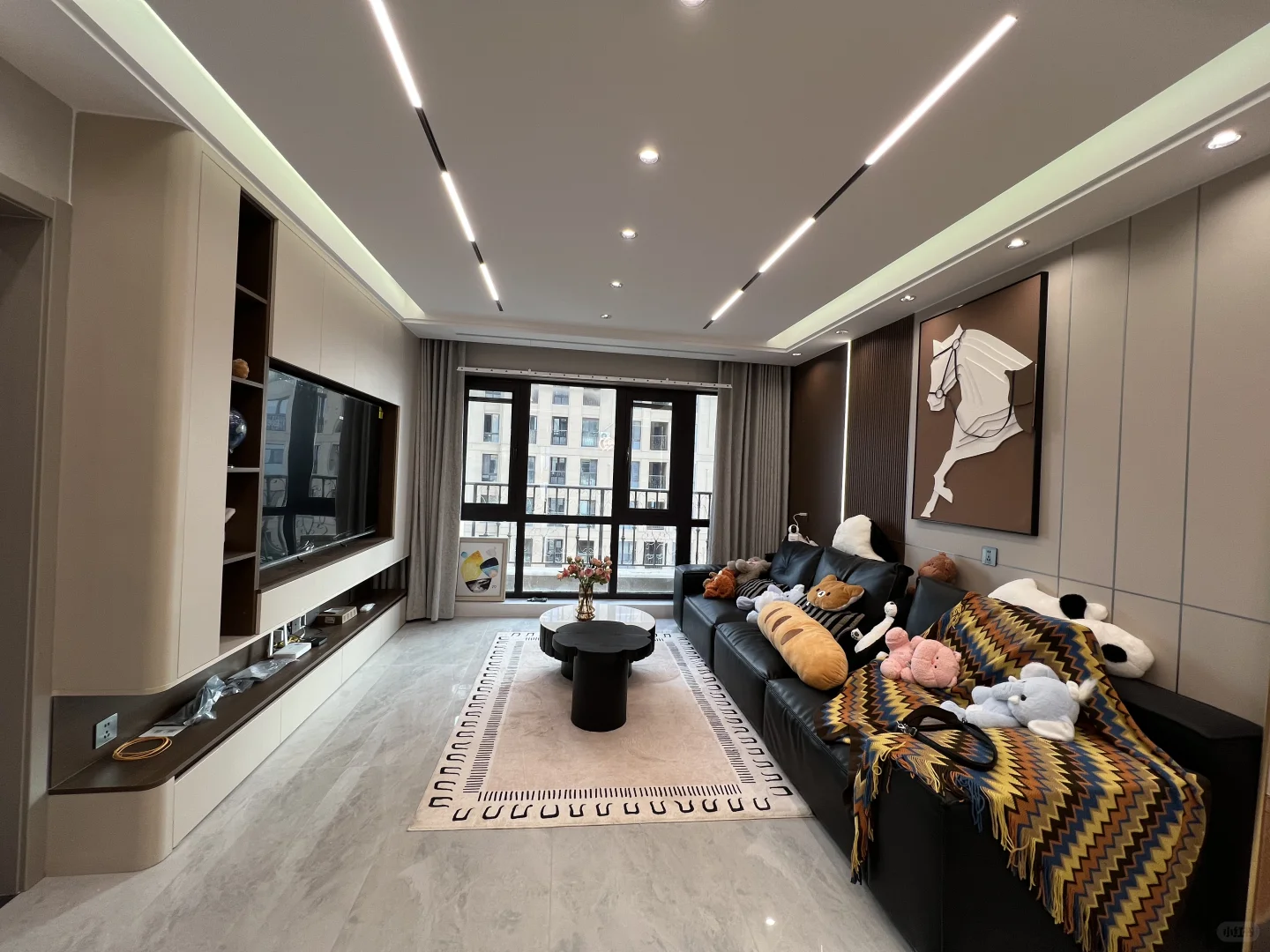 出售红光山会展旁全屋落地窗、佛景豪宅