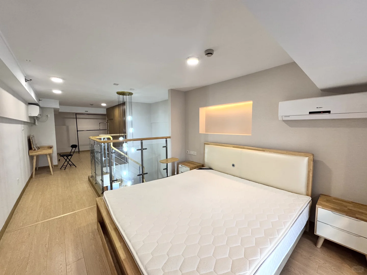 国际会展中心sk对面！房东直租无中介费实拍