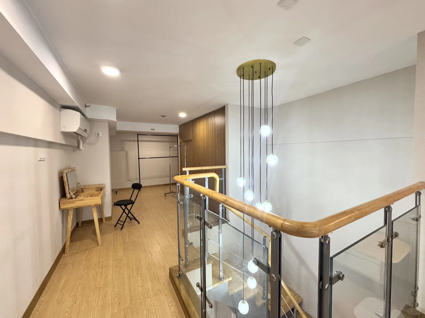 国际会展中心sk对面！房东直租无中介费实拍