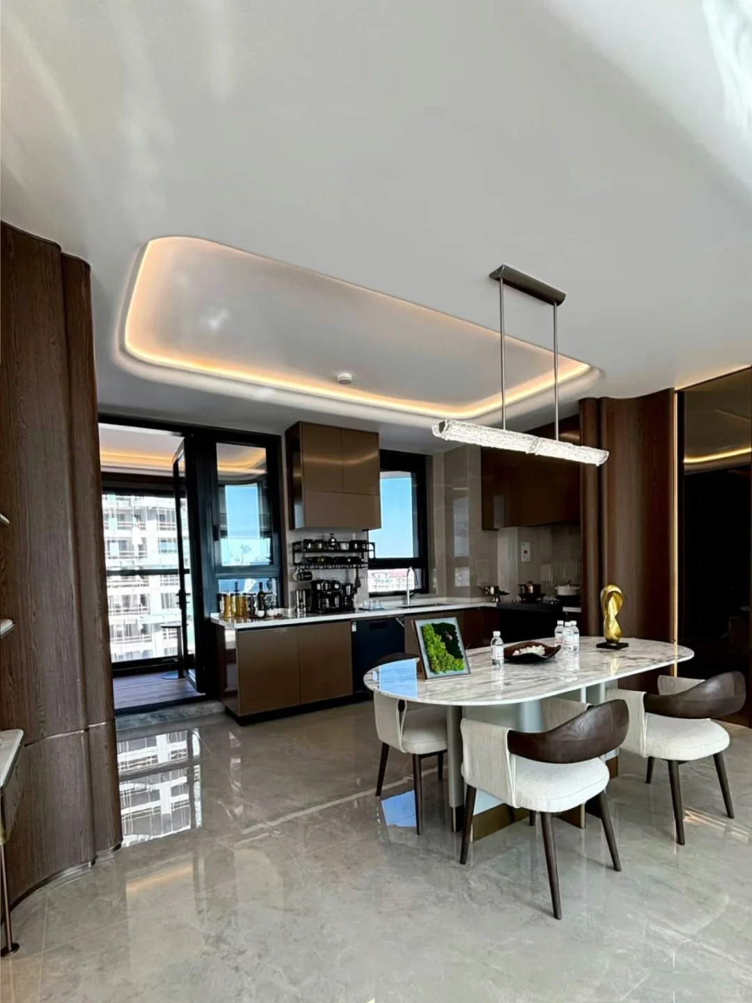 感谢乌市会展房价！让我9k买下四代宅?