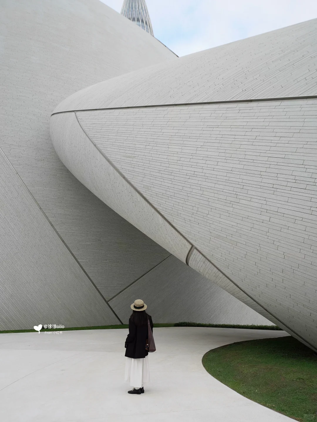 深圳新地标，走进巨型“AirPods”宇宙?
