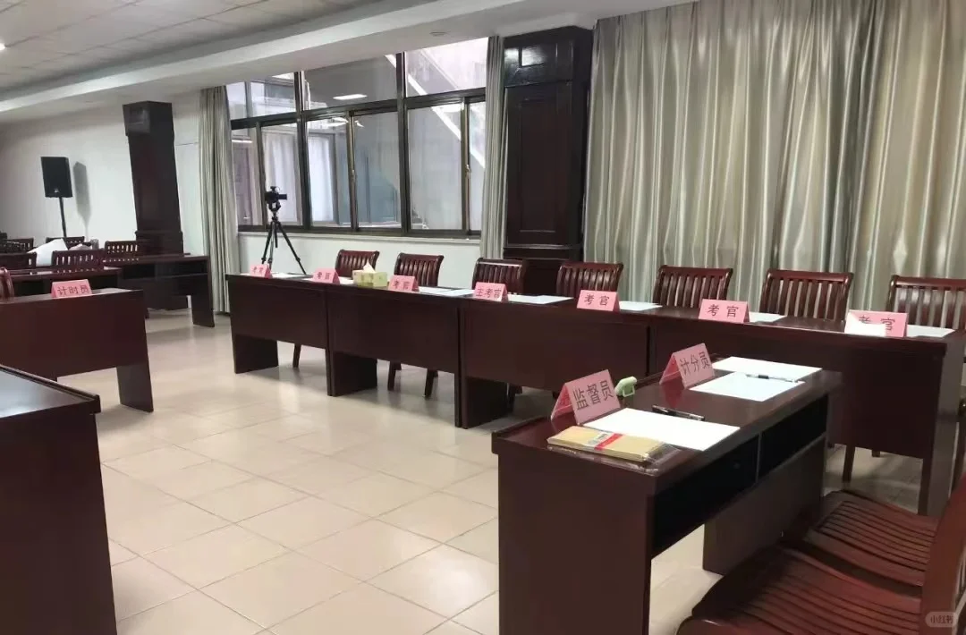 人才引进面试了一个小姑娘，真招人喜欢啊