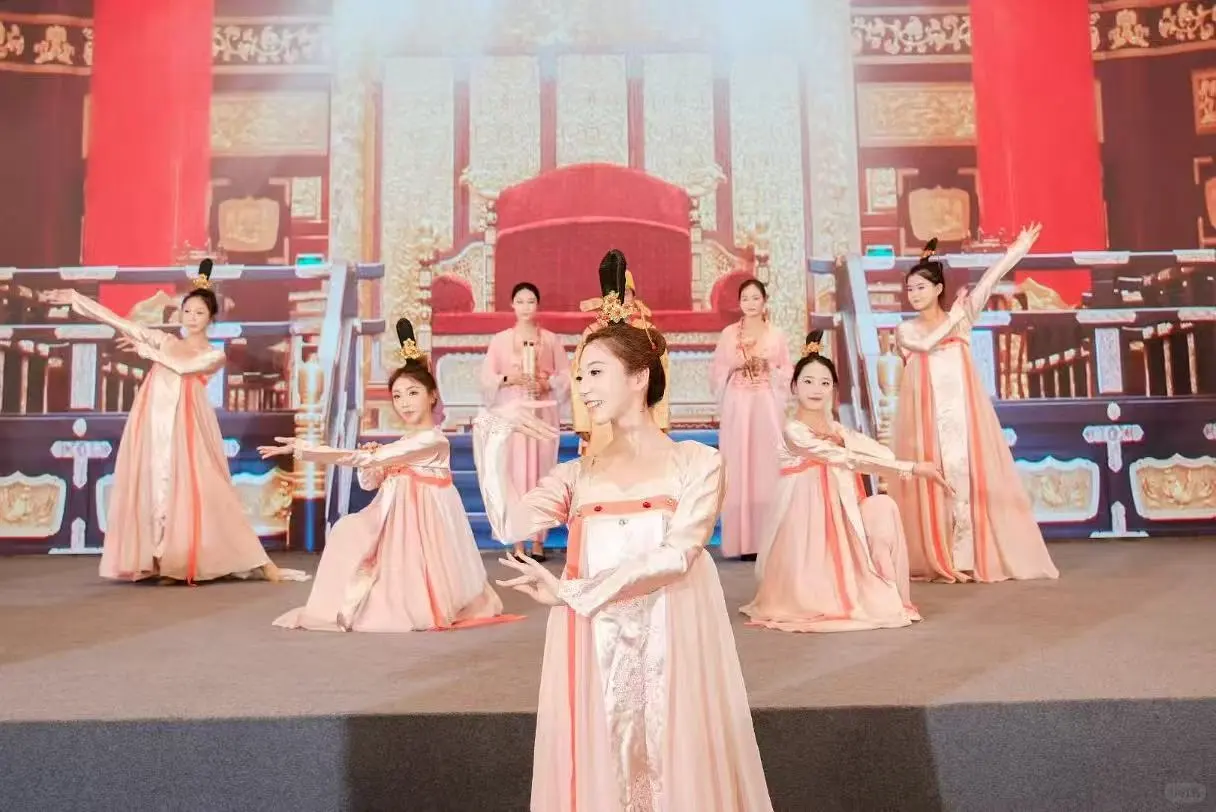 年会全案策划设计执行表演一条龙