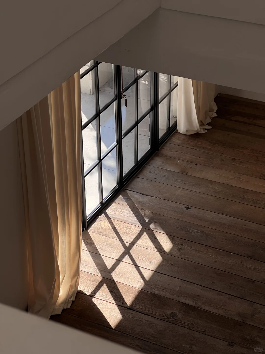 上海近期坠值得看的新展?美到失语了…