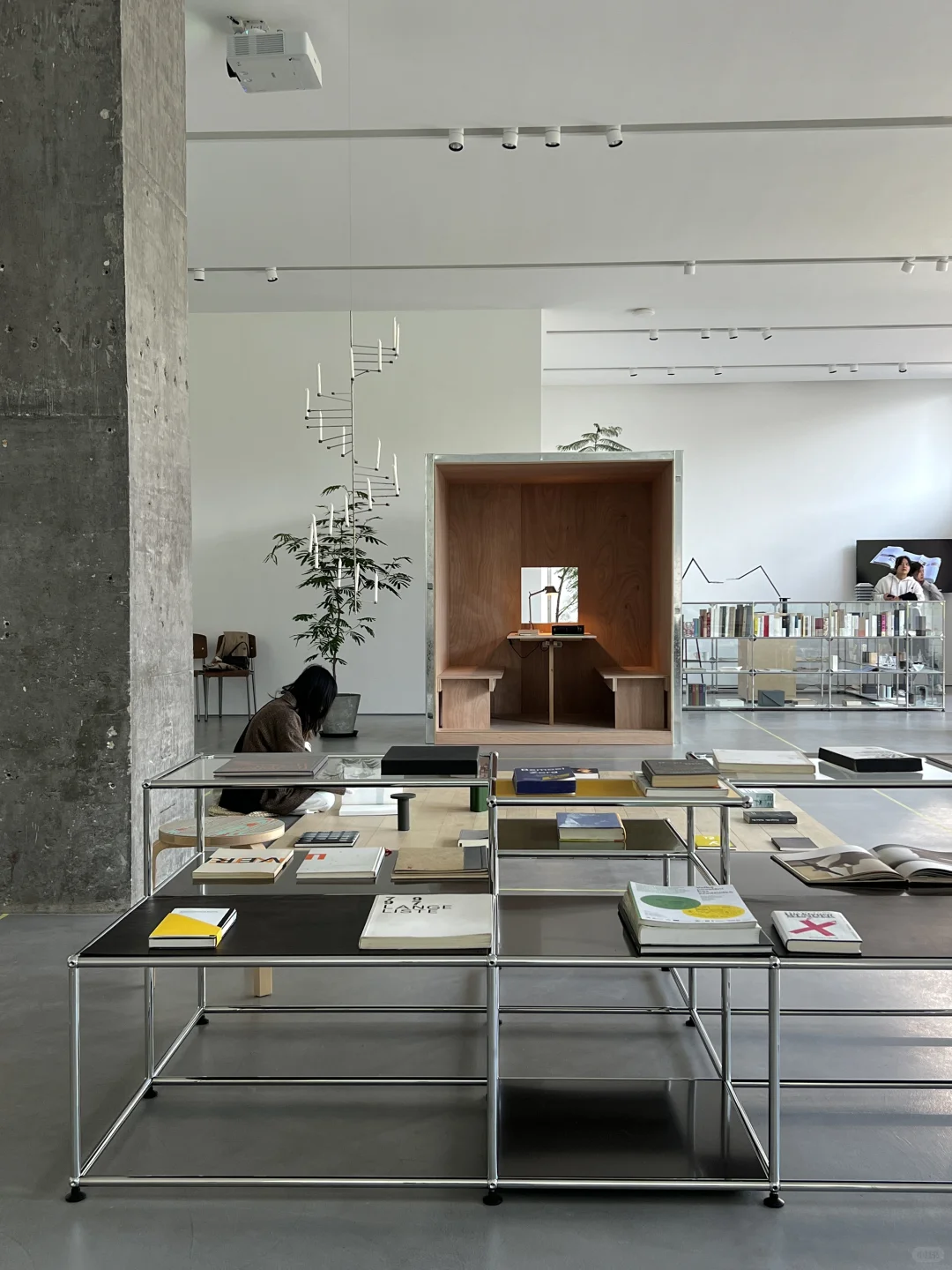 杭州新展｜一个人可以看一整天的设计展