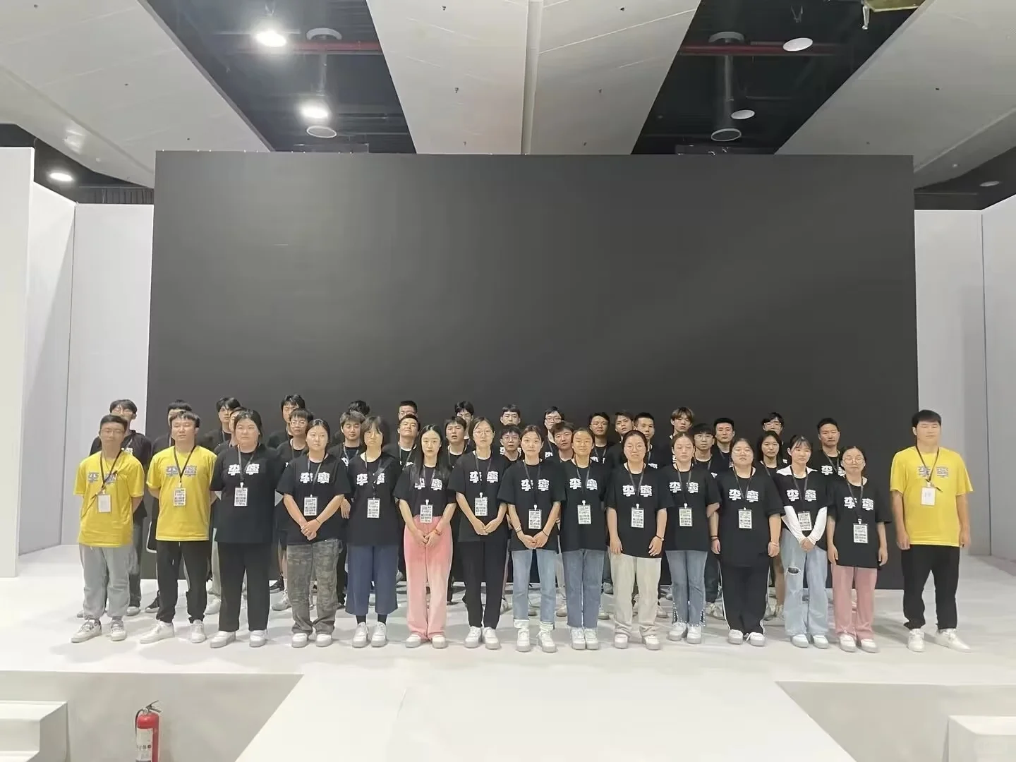 广深佛充场人员提供