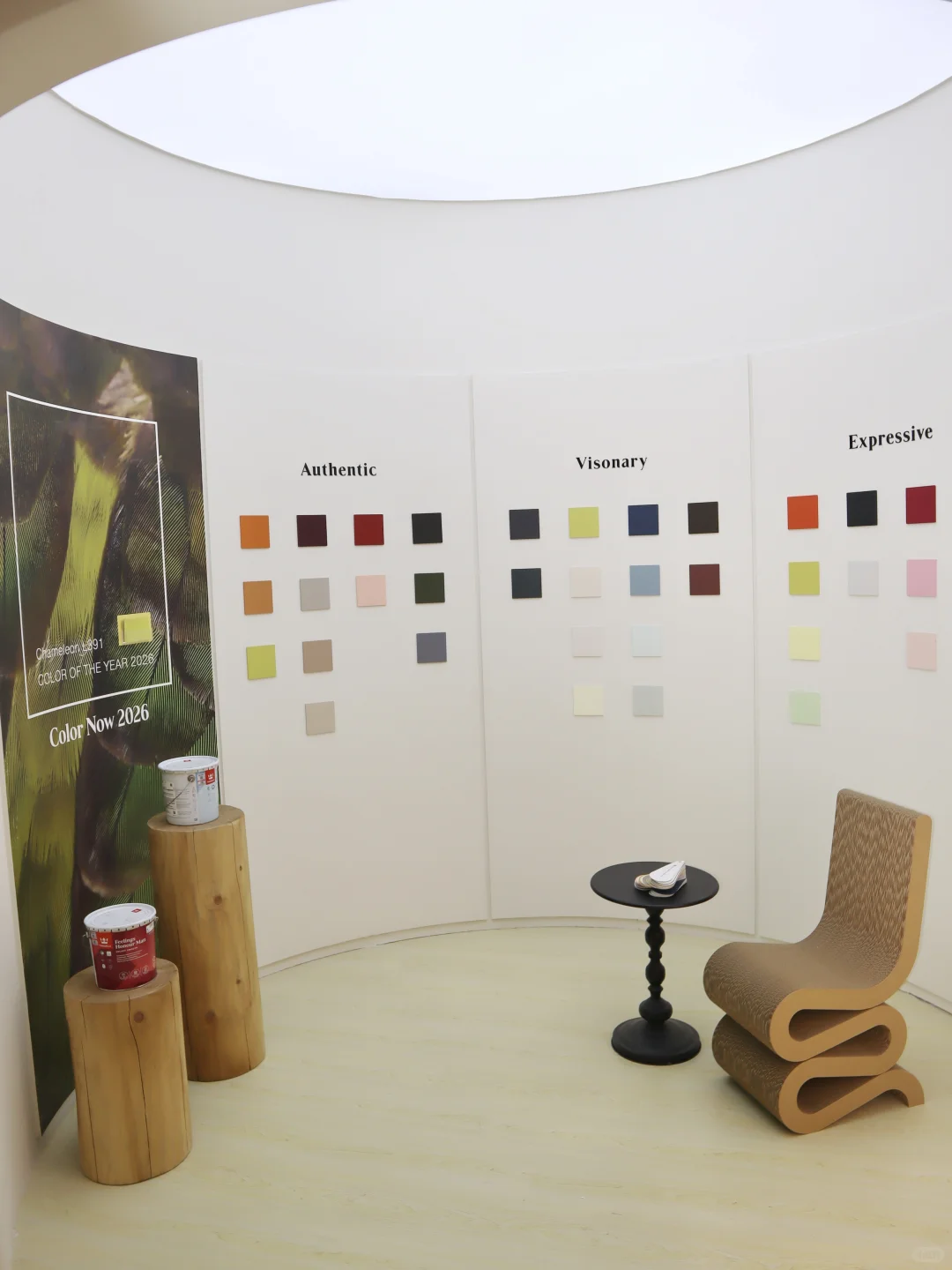 被色彩包围的一天?芬琳漆展位美到失语