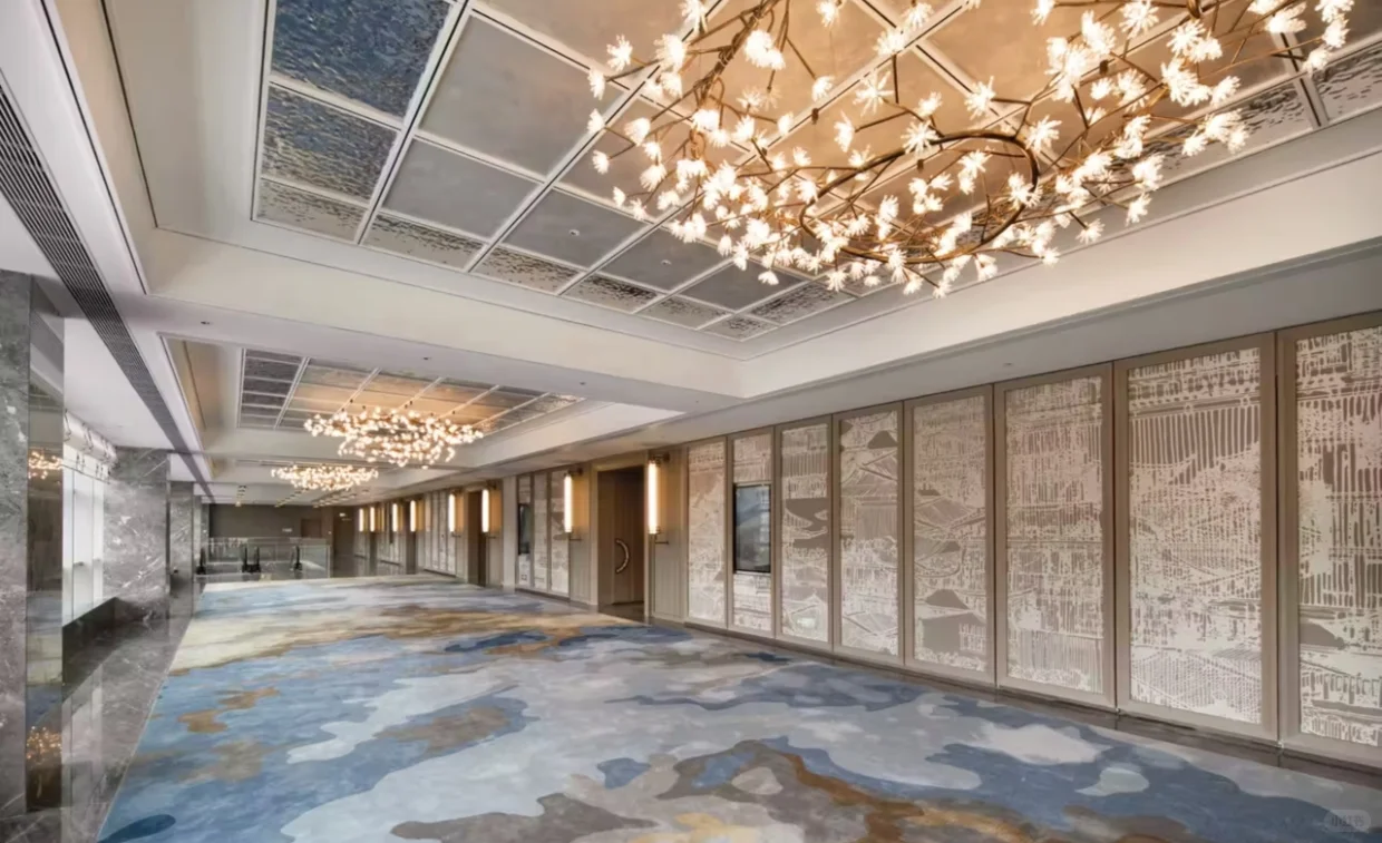 广州黄埔区高档大气八百多平大会场！！