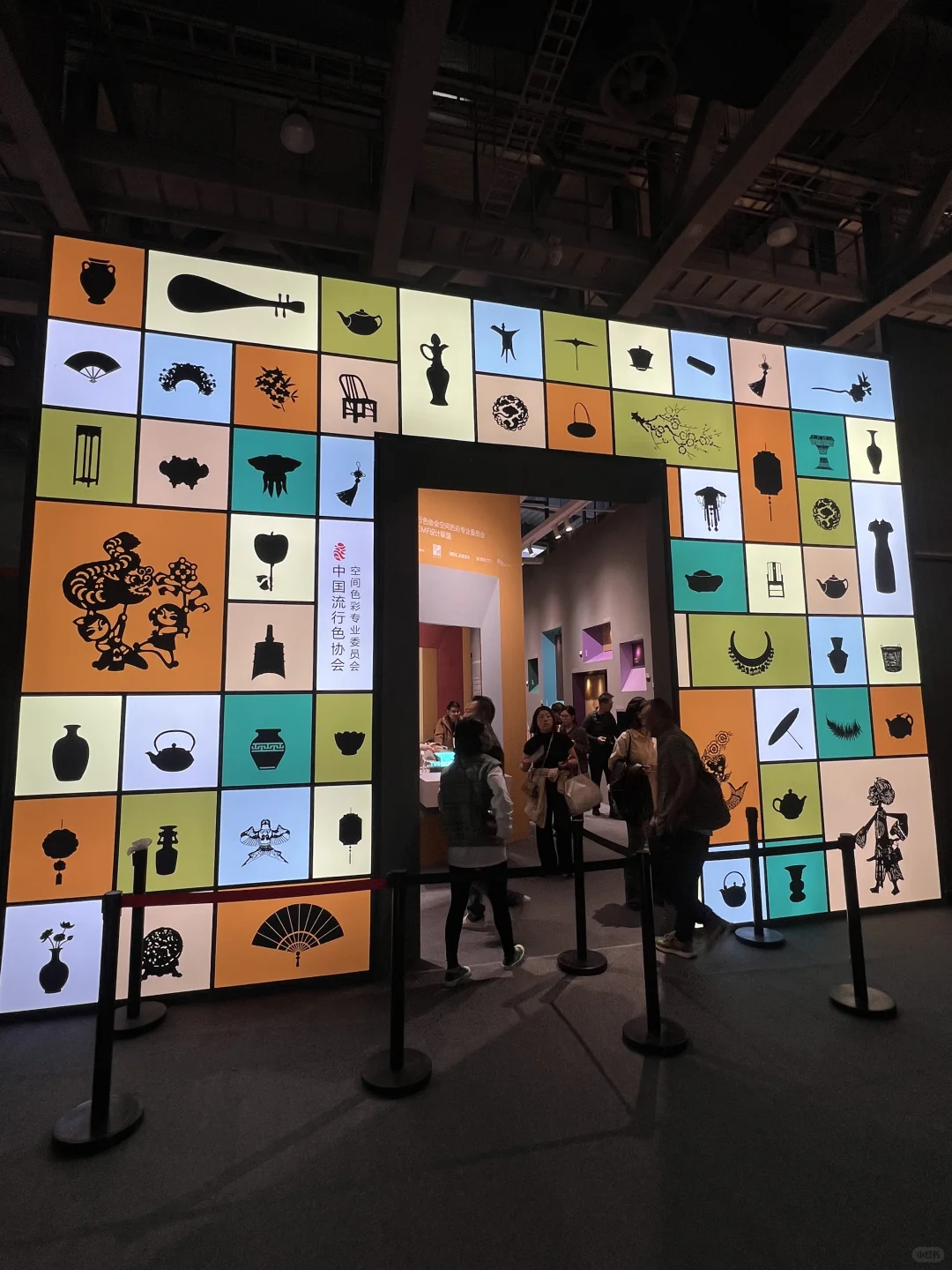 广州设计周-保利馆 有精彩但不多 人山人海
