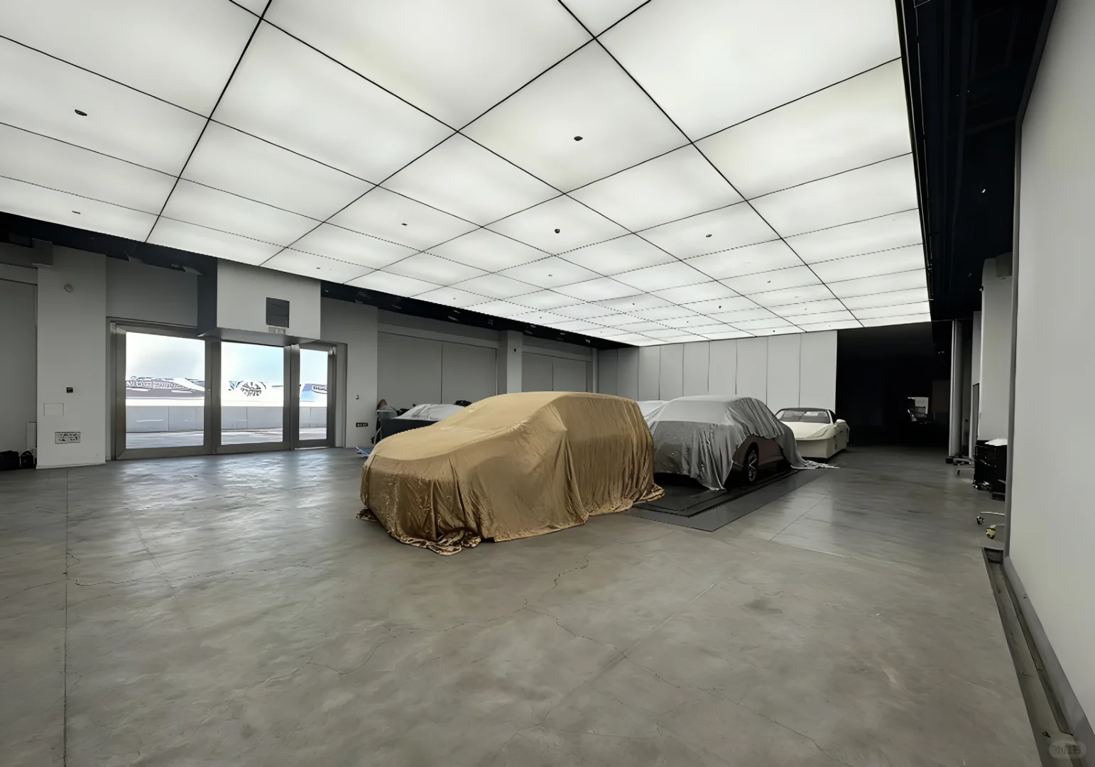 汽车展厅 整栋出租 4600平米