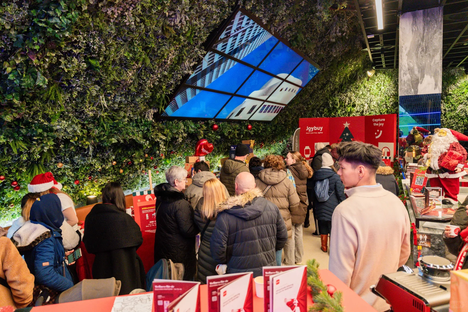 ??Joybuy圣诞快闪活动圆满举办?