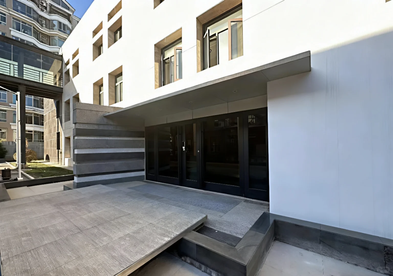 汽车展厅 整栋出租 4600平米