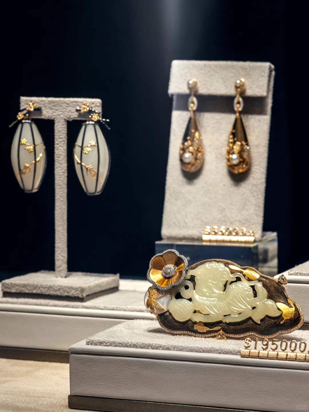 苏富比旗舰艺廊展售| 龙梓嘉CIGALONG珠宝