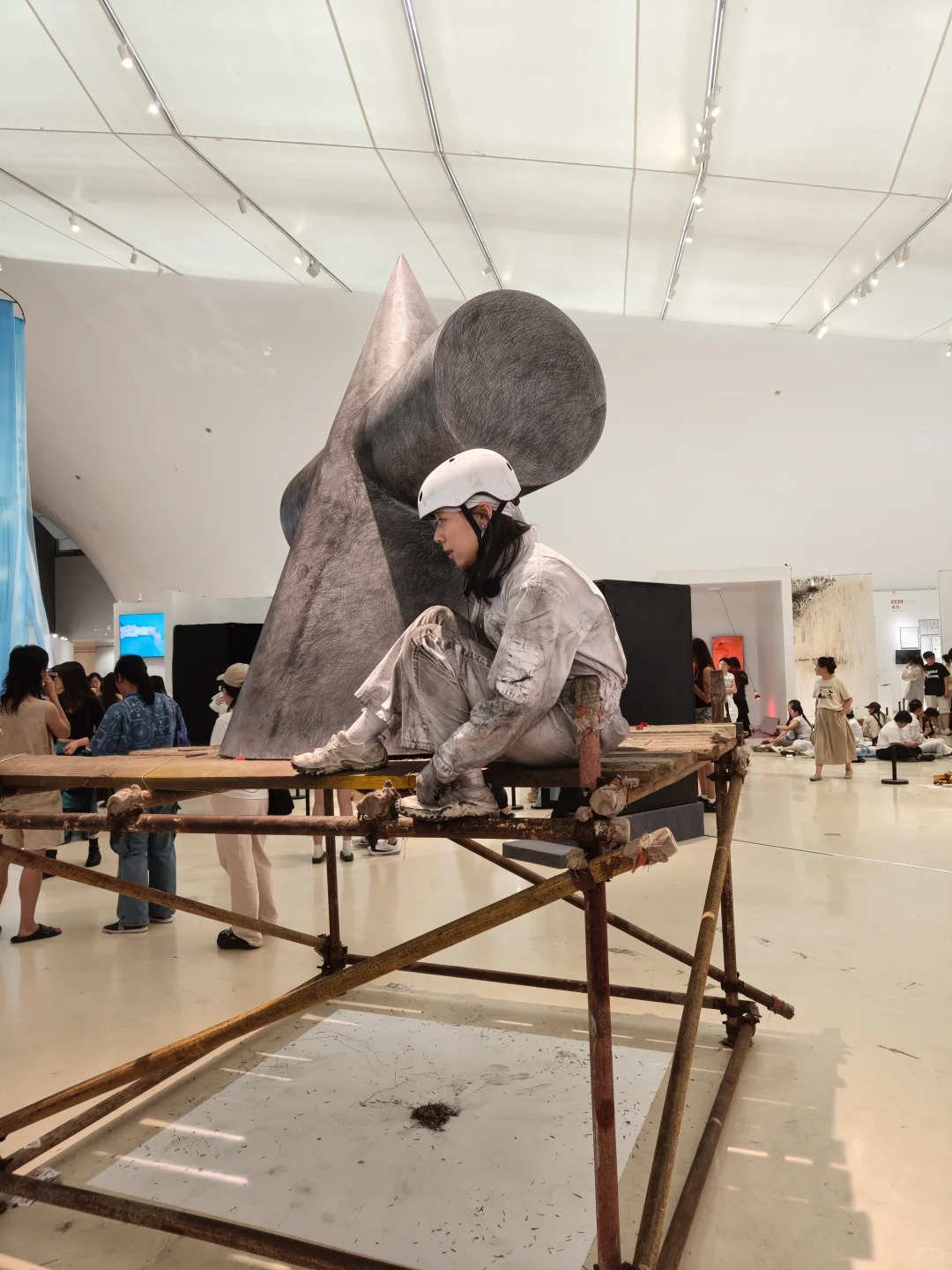 2025年爆火?央美毕业展压轴作品