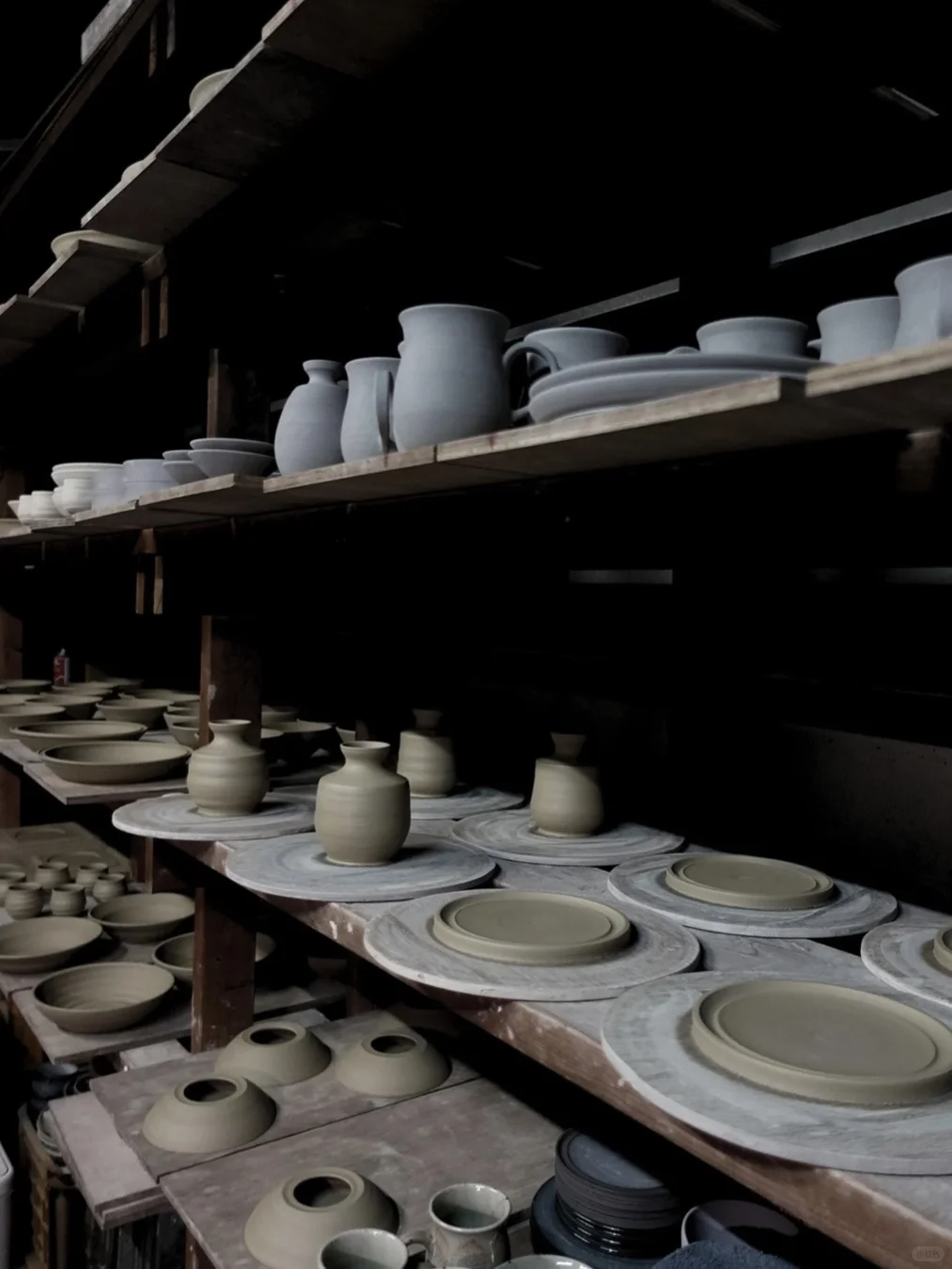 12月展会｜铃木隆，柑橘灰烧出一片深海蓝