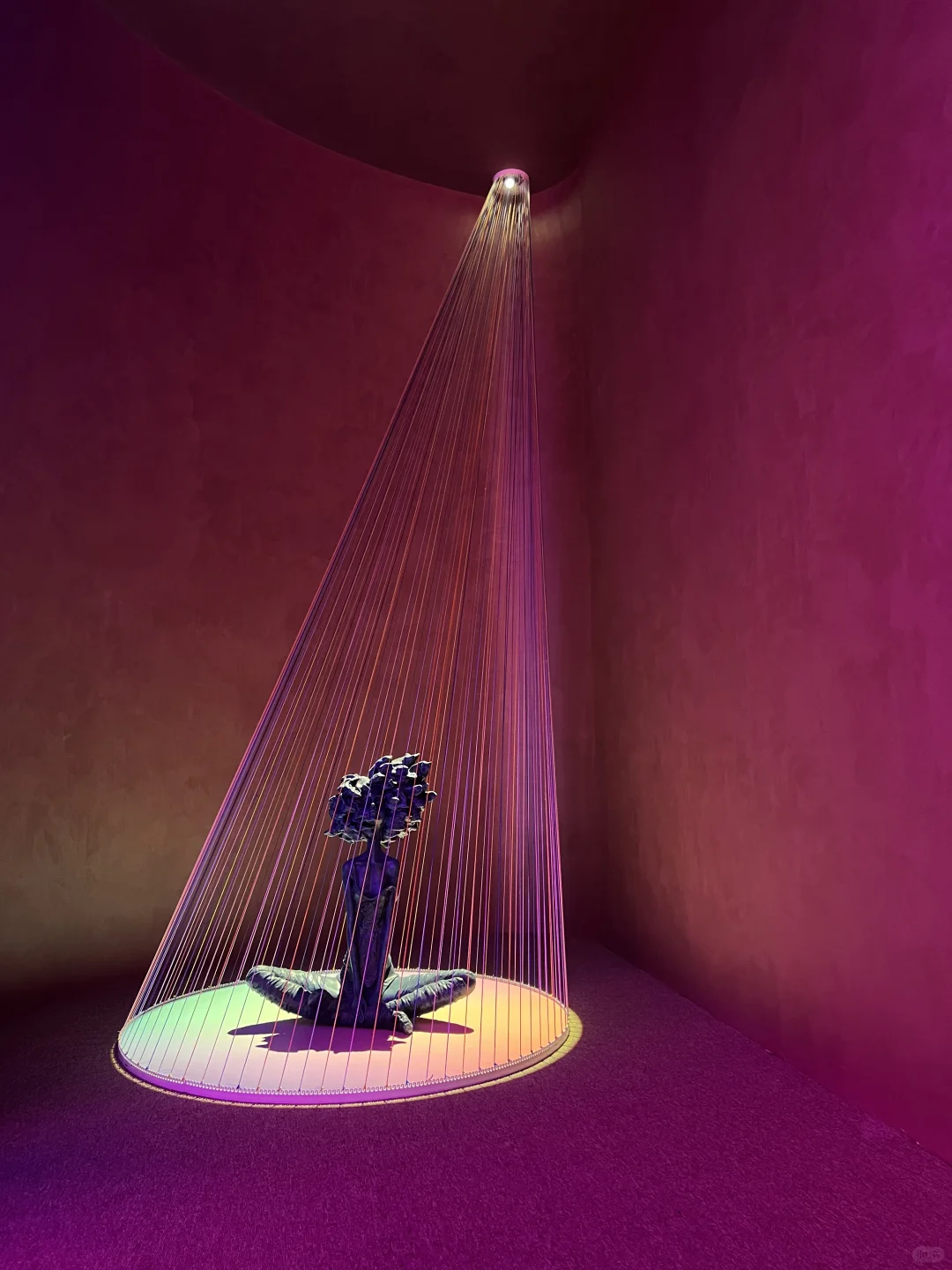 广州设计周-保利馆 有精彩但不多 人山人海